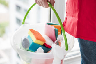 Nettoyer sa maison sans produits chimiques : une habitude qui change vraiment la vie