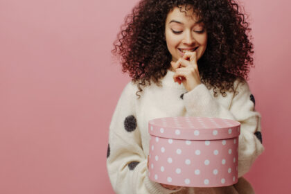 Offrir un vrai cadeau à une femme : ce qui fait la différence